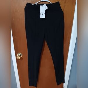 ZARA Black pants. Zipper on legs. Casual to formal. Very sharp!❤️Size S TALL